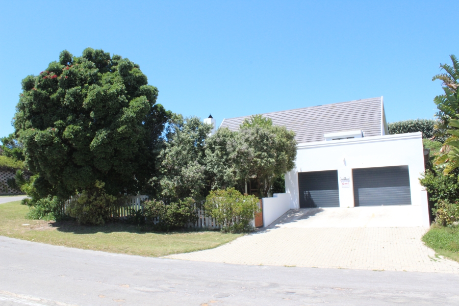 5 Bedroom Property for Sale in Canals Eastern Cape